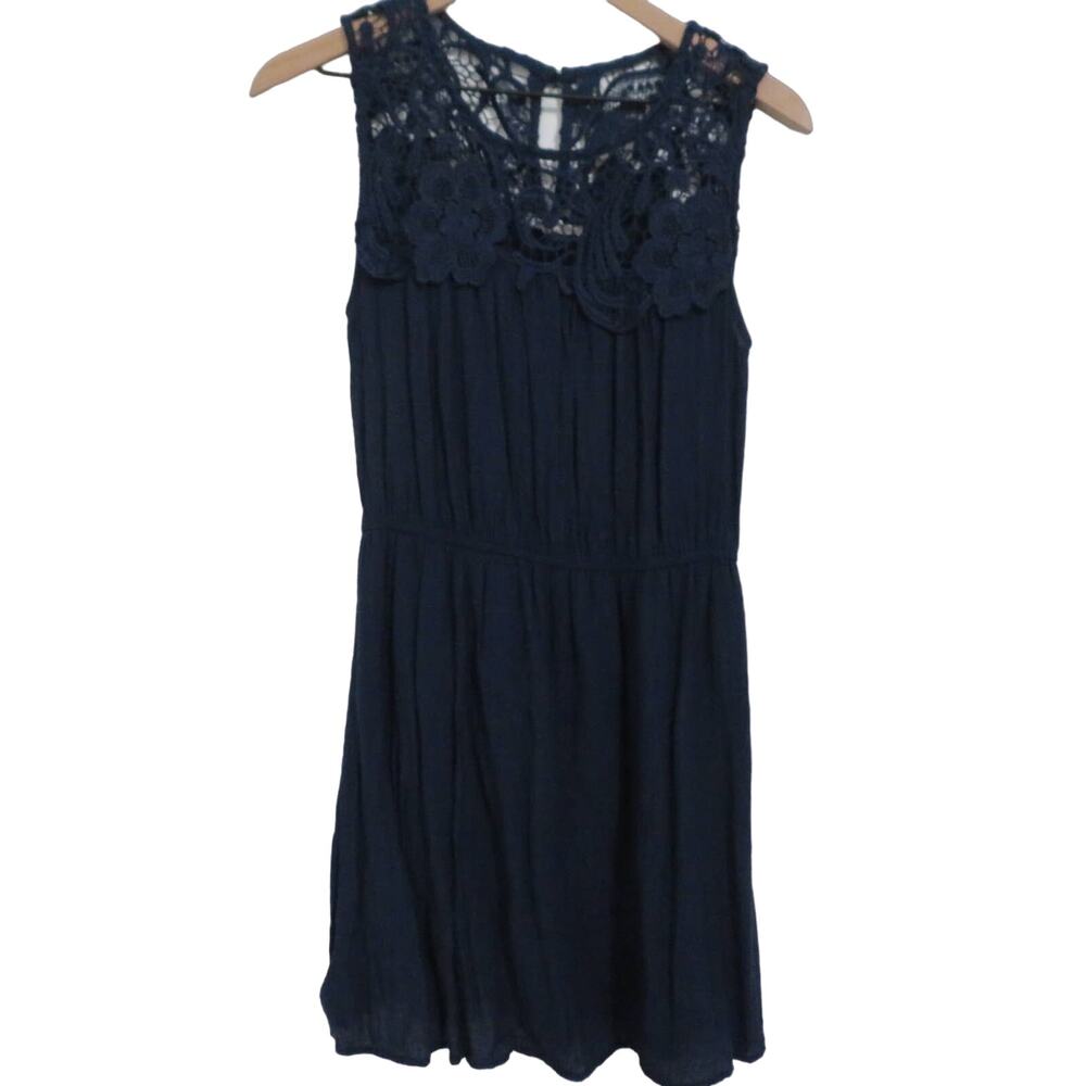 Mine Womens Sz M Navy Mini Dress Lace Crochet Top Floral Lace Crochet